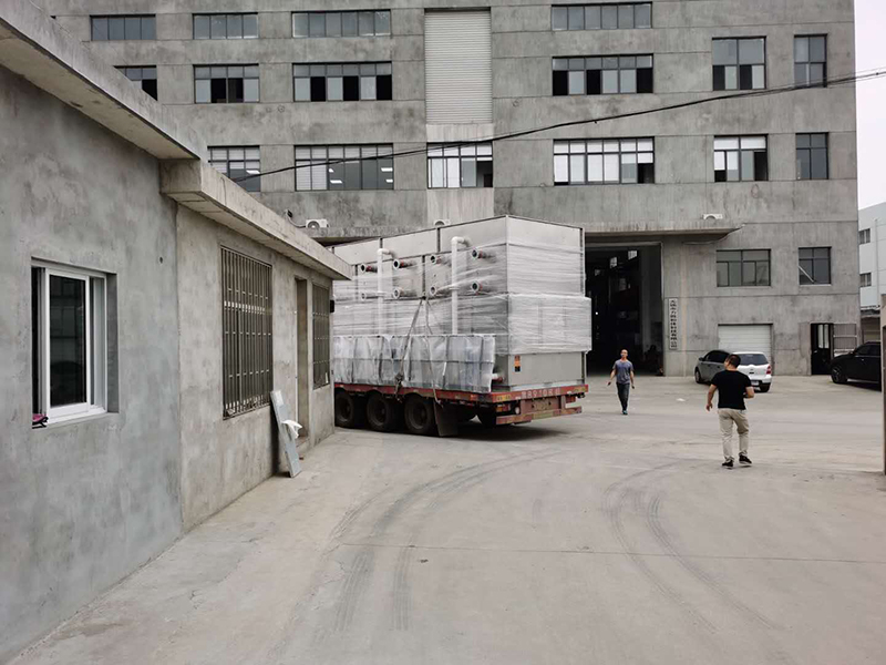 復(fù)合流閉式冷卻塔使用注意事項(xiàng) 復(fù)合流閉式冷卻塔使用注意事項(xiàng)